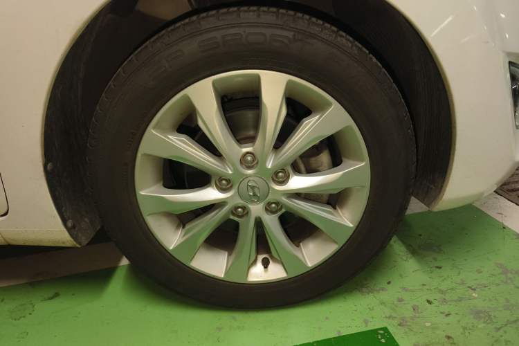 Used Hyundai Elantra (5th Generation / Langdong) 2016 1.6L Manual Luxury Model
