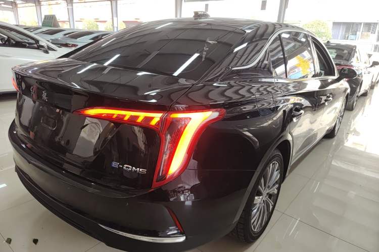 Used Hongqi E-QM5 2022 431 km Charge & Enjoy Edition