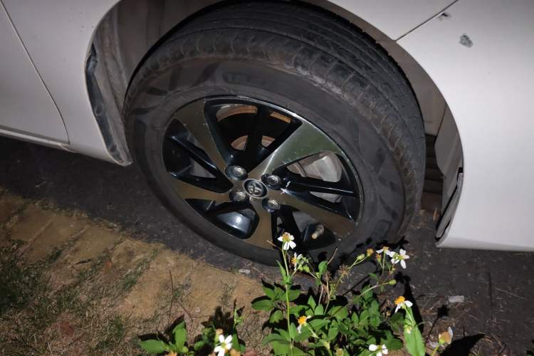 Used Toyota Vios FS 2019 1.5L CVT Fengchi Edition Right Front Wheel Hub