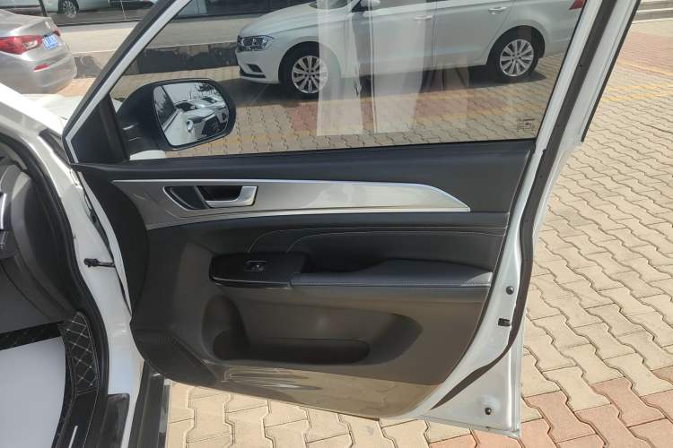 Used Haval M6 2021 PLUS 1.5T DCT Luxury Smart Connectivity Model