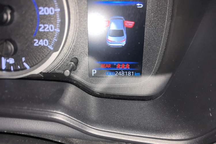 Used Toyota Levin 2021 Dual-Engine 1.8H E-CVT Luxury Edition Odometer Close Up