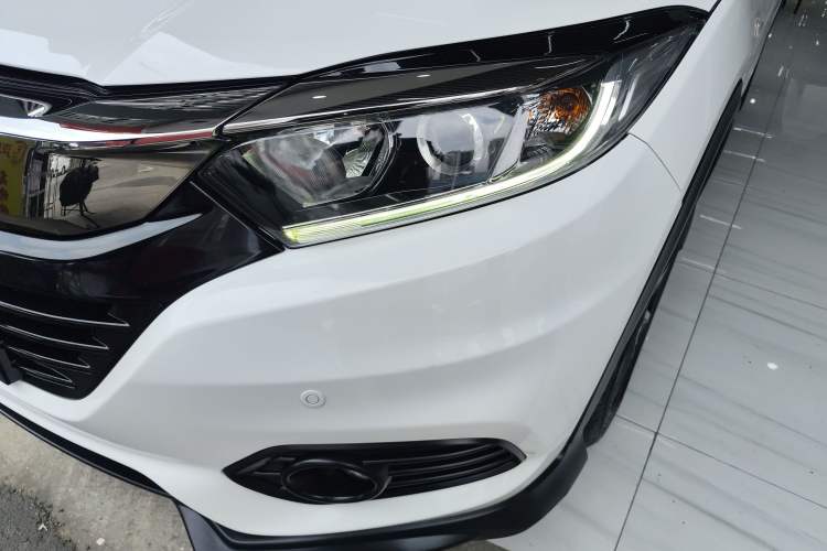 Used Honda Vezel 2020 1.5L CVT Pioneer Edition
