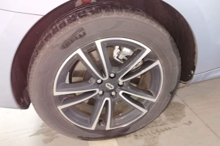 Used Hima AITO M5 2024 Extended-Range Max Rear-Wheel Drive Advanced Intelligent Driving Version