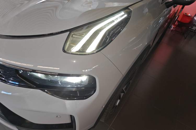 Used Lynk & Co 01 EM-P 2023 1.5TD EM-P AM Left Front Headlight