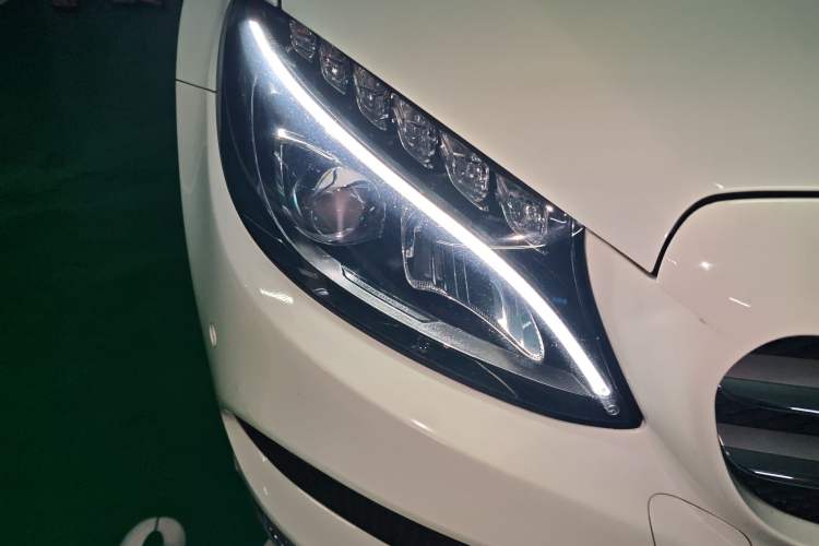 Used Mercedes-Benz C-Class 2017 Facelift C 200 L Sport Edition