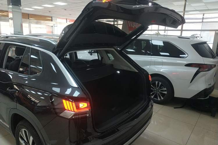 Used Volkswagen Tayron 2025 Zhongxiang Version 330TSI Trunk