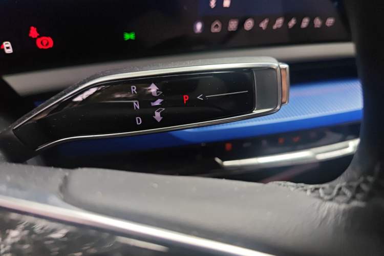 Used Cadillac OPTIQ 2024 Standard Range Version
