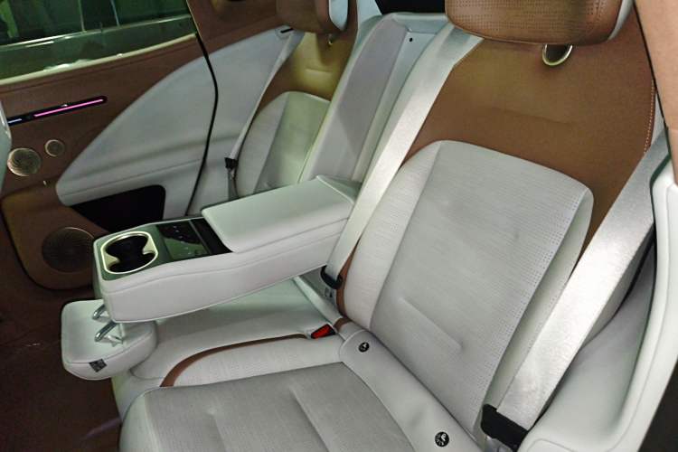 Used Avatr 07 2024 Max Extended-Range Edition