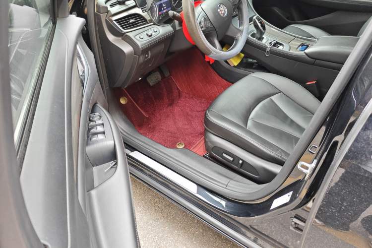 Used Buick LaCrosse 2022 652T Luxury Version
