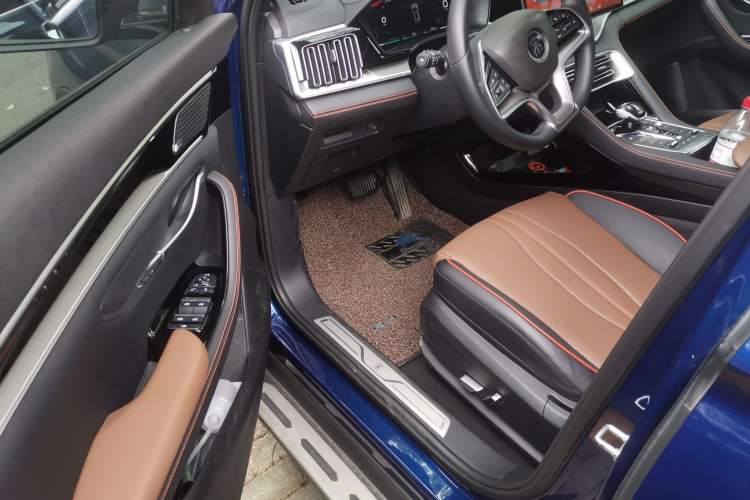 Used BYD Song PLUS New Energy 2021 DM-i 100KM Four-Wheel Drive Flagship PLUS