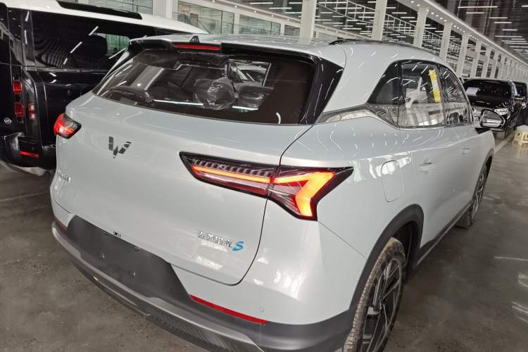 Used Wuling Xingguang S 2025 Model, 130km Leading Edition Rear Right 45 Deg