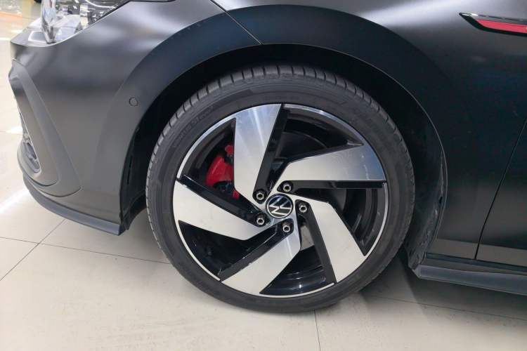 Used Volkswagen Golf GTI 2021 Facelift 380TSI DSG GTI
