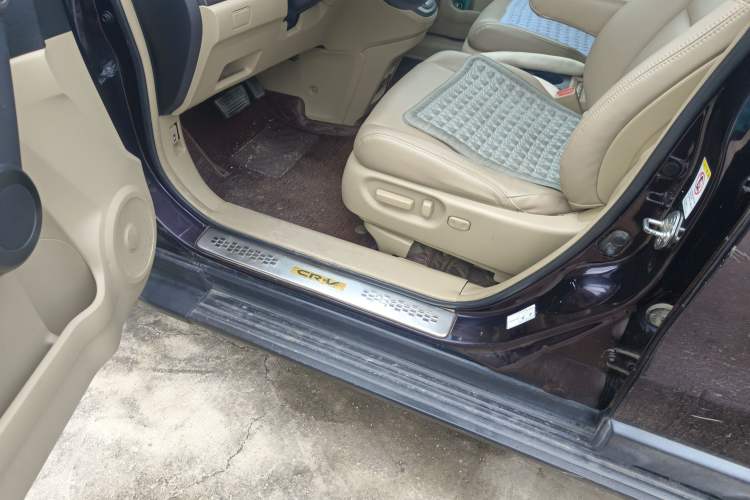 Used Honda CR-V 2010 2.4L automatic four-wheel drive luxury version