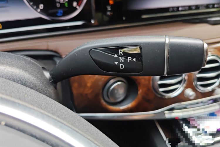 Used Mercedes-Benz S-Class 2014 S 320 L Luxury Model Gear Lever
