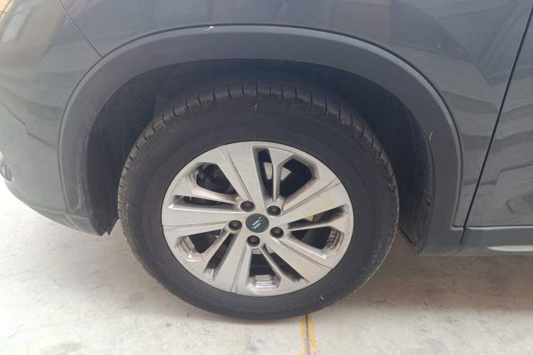 Used CHANGAN OSHAN X7 2020 1.5T Manual Luxury Version Exterior 4