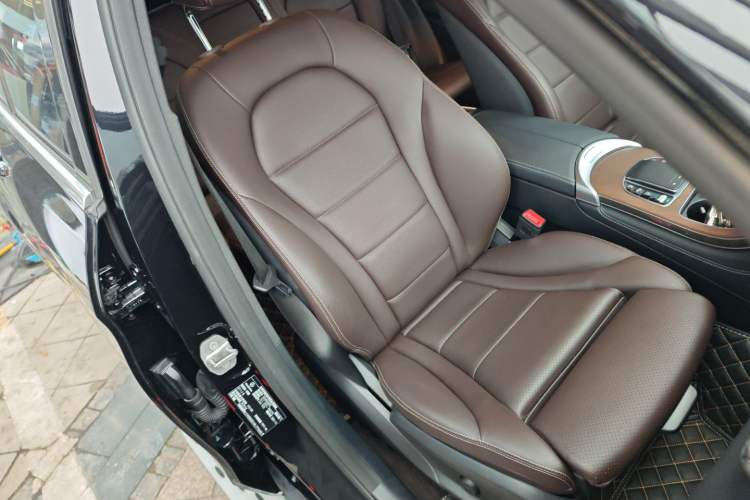 Used Mercedes-Benz GLC 2022 GLC 300 L 4MATIC Dynamic Model