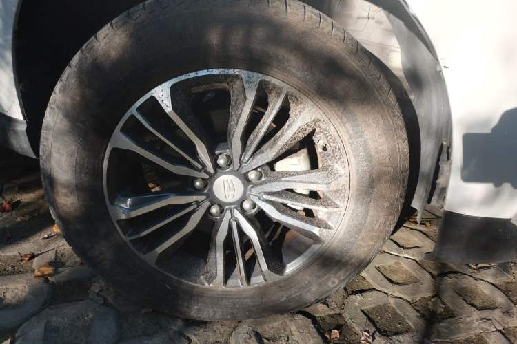 Used Geely Auto Vision X6 2018 1.8L Manual 4G Connect Luxury Edition