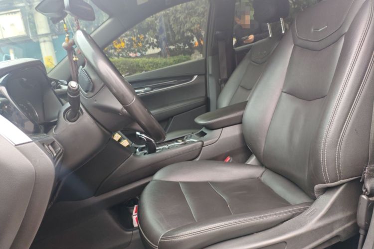 Used Cadillac XT5 2022 2.0T Two-Wheel Drive Luxury Version