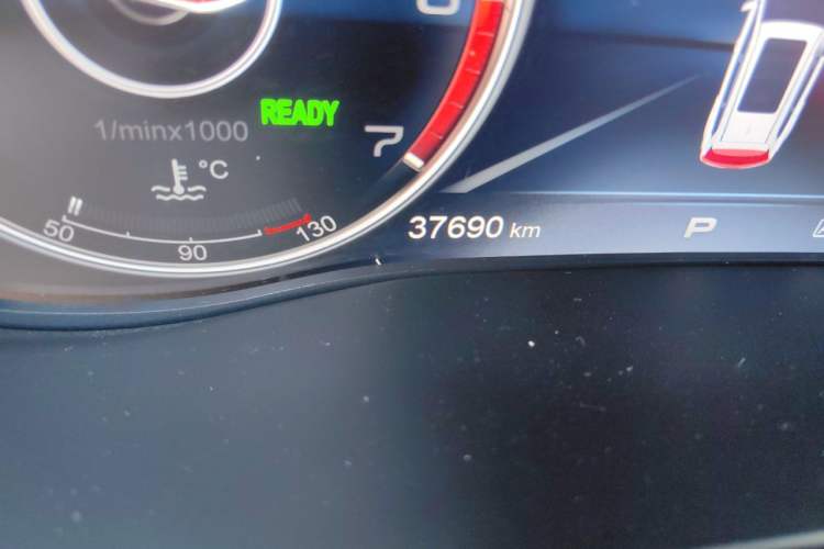 Used Hongqi HS7 2022 2.0T DCT Two-Wheel Drive Smart Connect Flagship Edition Seven Seats
