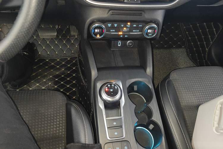 Used Ford Focus 2019 Sedan EcoBoost 180 Automatic Trend Edition