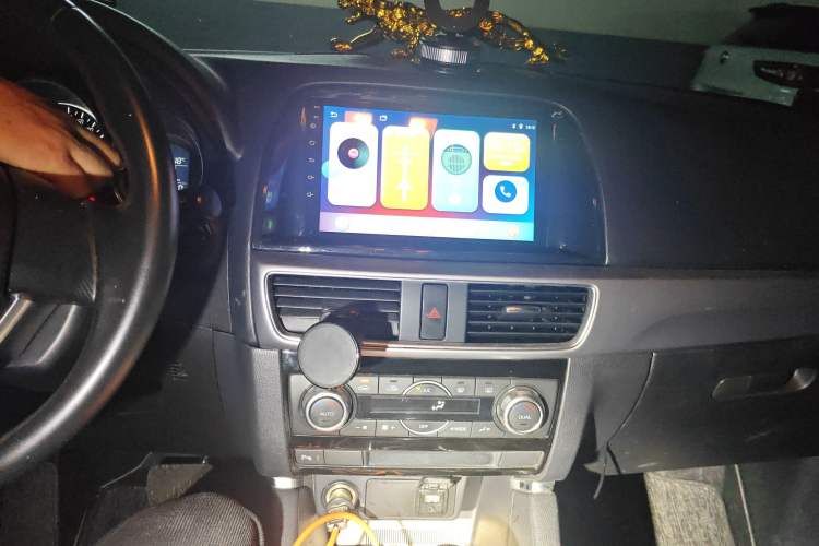 Used Mazda CX-5 2015 2.0L Automatic 2WD Comfort Edition
