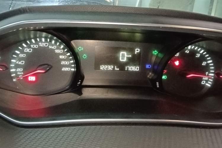 Used Peugeot 308 2016 1.6L Automatic Luxury Edition
