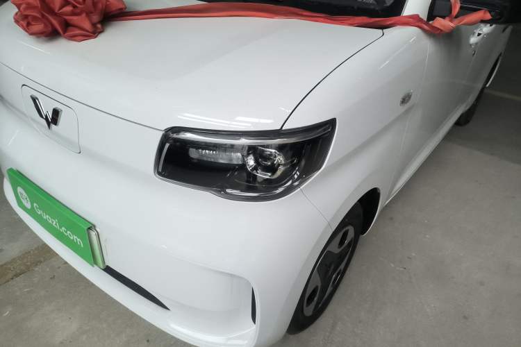Used Wuling Zhiguang New Energy 2025 Model 305km Ambitious Edition Left Front Headlight