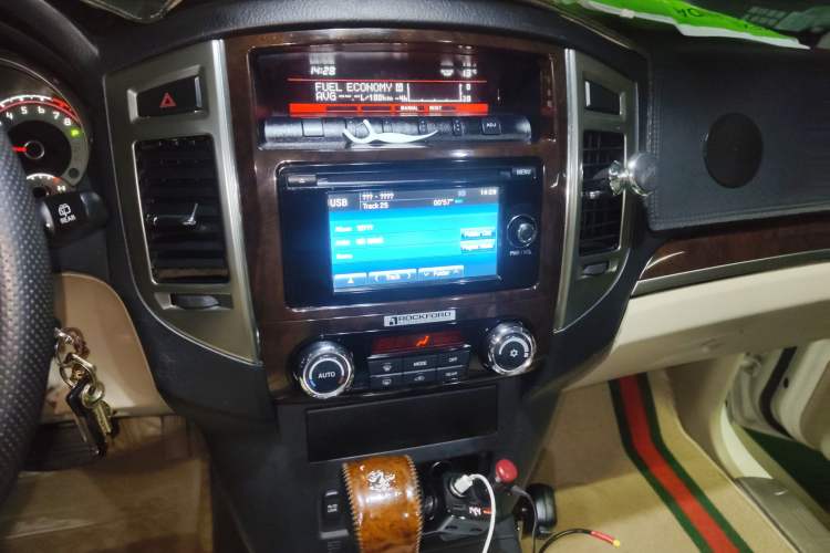 Used Mitsubishi Pajero 2019 V97 3.8L 5-Door GLS Middle East Edition