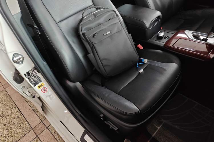 Used Toyota Camry 2013 2.0G Comfort Edition
