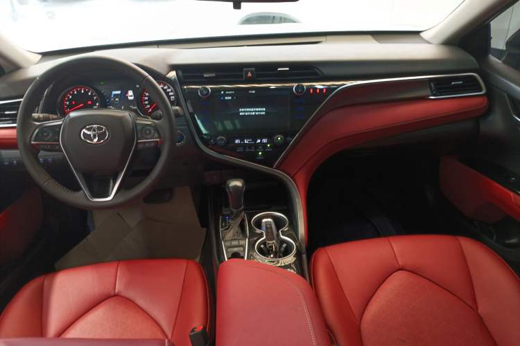 Used Toyota Camry 2019 Revised Version 2.0S Fēngshàng Edition