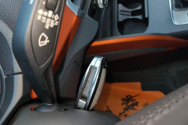 Used Audi Q2L 2018 35 TFSI Fashionable & Elegant Version China VI Emission Standard Interior 1