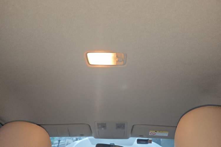 Used Nissan Sylphy 2012 Classic 1.6XE Automatic Comfort Edition Headliner