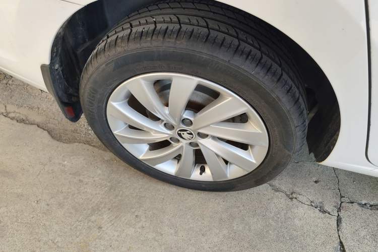 Used Skoda Rapid 2018 1.6L Manual Comfort Edition