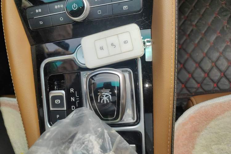 Used BYD Qin New Energy 2018 1.5T Smart Connect Premium Model
