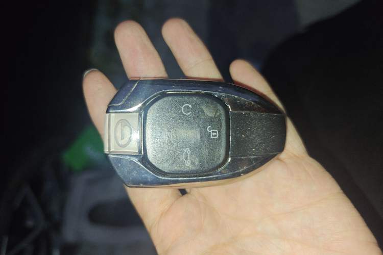 Used GAC Trumpchi EMPOW 2021 270T DCT J15 Version Vehicle Key