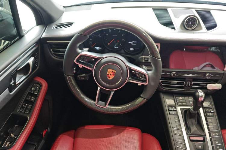 Used Porsche Macan 2018 Macan 2.0T