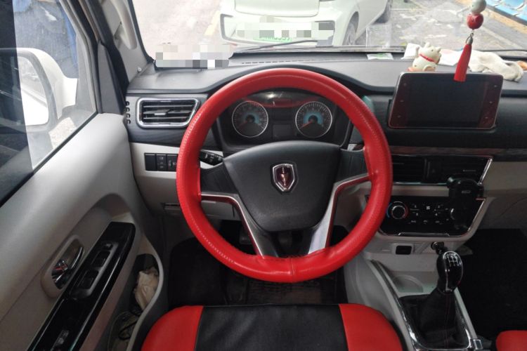 Used Jinbei New Hiace S 2023 1.5L Wealth Edition Passenger Van 5/6/7-Seater Central Air Conditioning Version SWC15M Steering Wheel