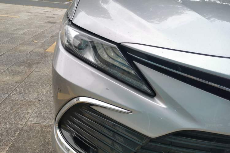 Used Toyota Camry 2021 2.0G Luxury Edition
