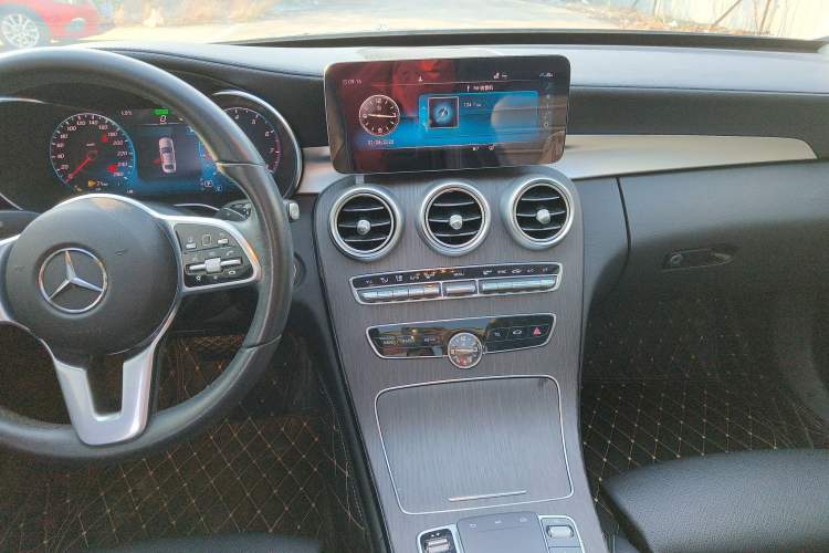Used Mercedes-Benz C-Class 2021 C 260 L Audio And AC Panel
