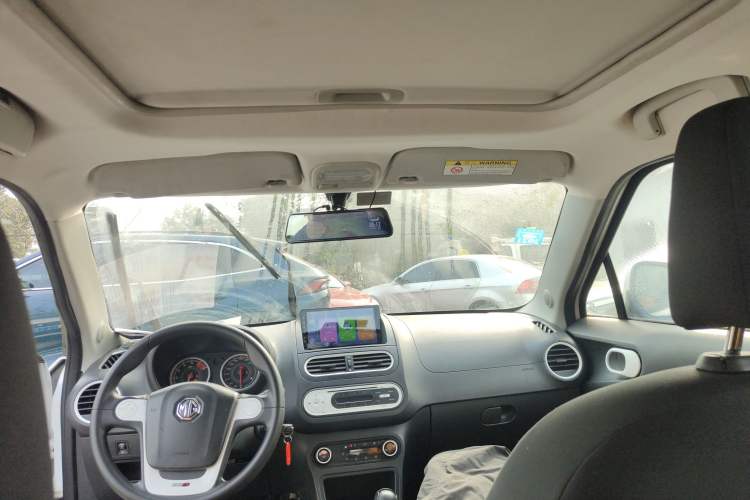 Used MG 3SW 2015 1.5L AMT Elite Model
