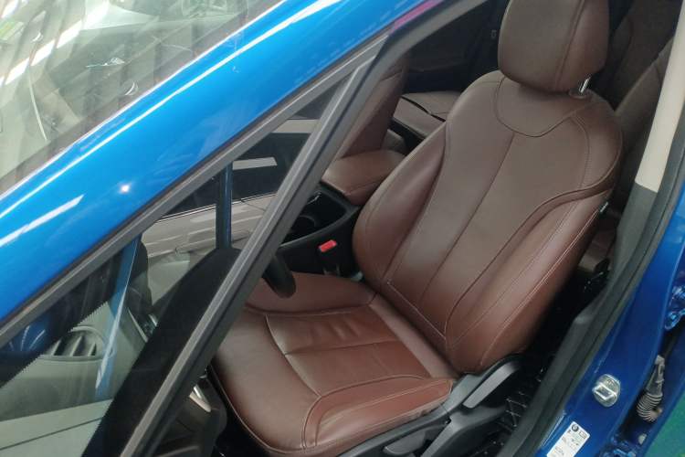 Used Buick GL6 2018 18T 6-Seater Prestige Model
