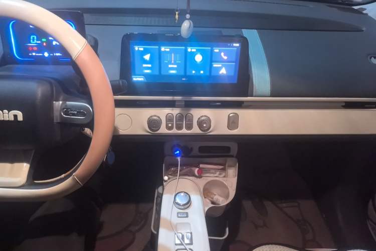 Used CHANGAN NEVO Lumin 2023 301km Honey Dew Edition
