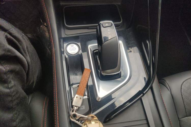 Used Dongfeng Aeolus AX7 2022 Mach Edition 1.5T DCT DF41 Gear Lever