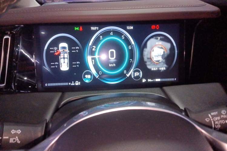 Used GAC Trumpchi M8 2024 Master Series 400T Prestige Edition
