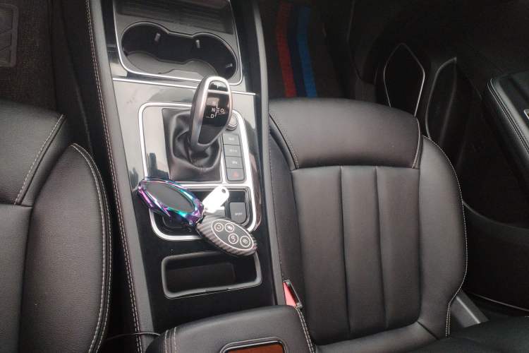 Used BYD Song MAX 2019 1.5T Automatic Smart Connect Ruiyi Model 7 Seats China V Emission Standard Gear Lever