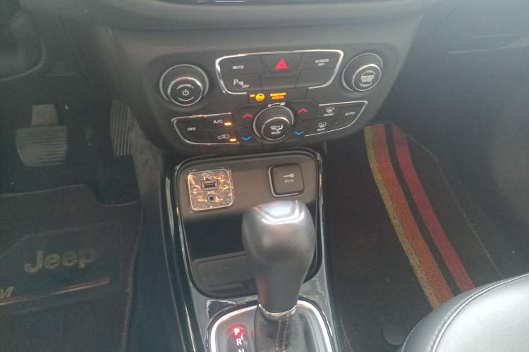 Used Jeep Compass 2019 220T Automatic Family Edition