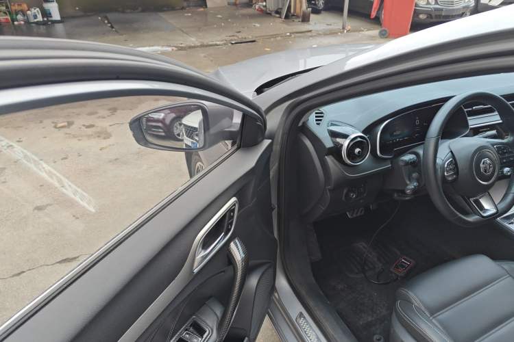 Used MG 6 New Energy 2018 45T E-DRIVE Intelligent Hybrid Premium Internet Edition Driver Seat