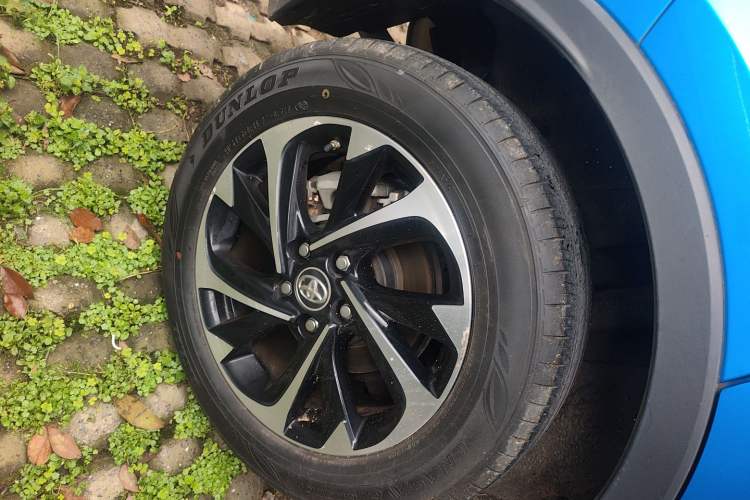 Used Toyota IZOA 2018 2.0L Yichi Edition China V Standard