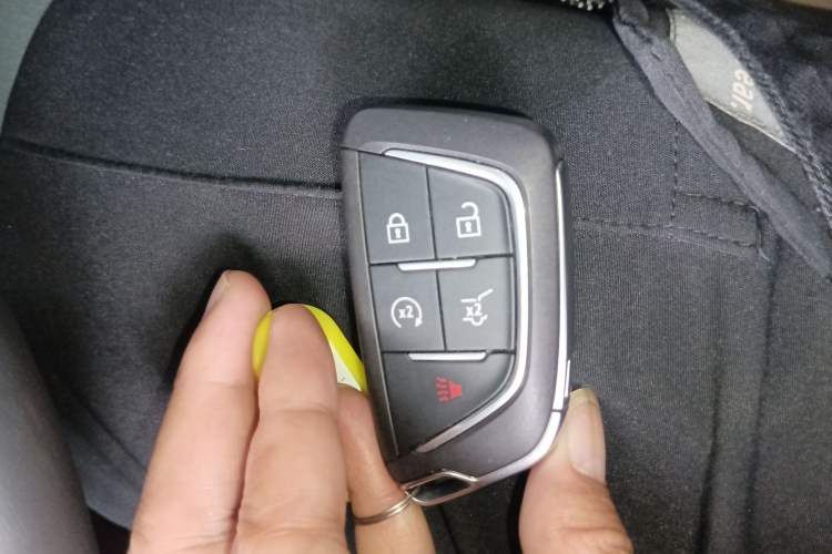Used Cadillac XT5 2025 2.0T Prestige Version Vehicle Key