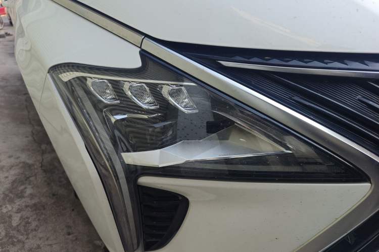 Used FORTHING Yacht 2022 1.5T DCT Chasing-the-Waves Edition